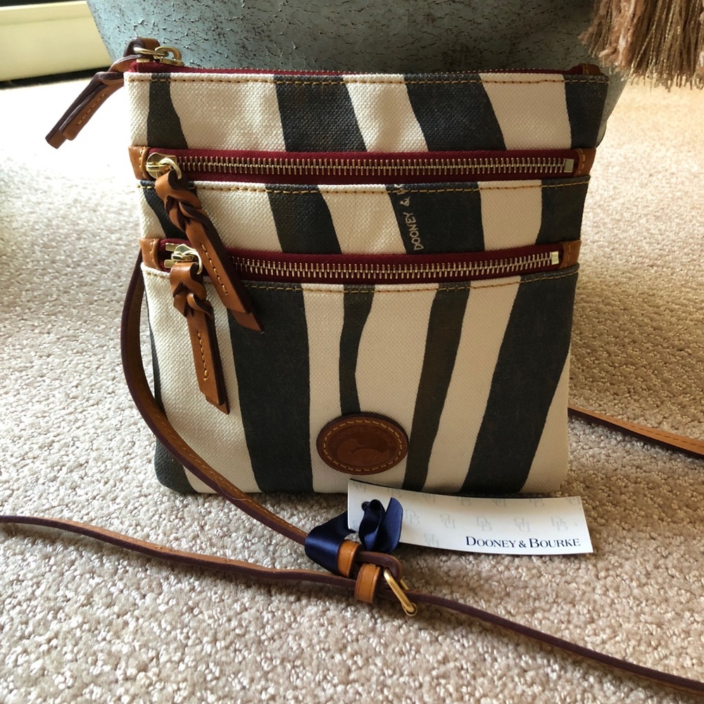 NWT Dooney & Bourke Crossbody Bag
